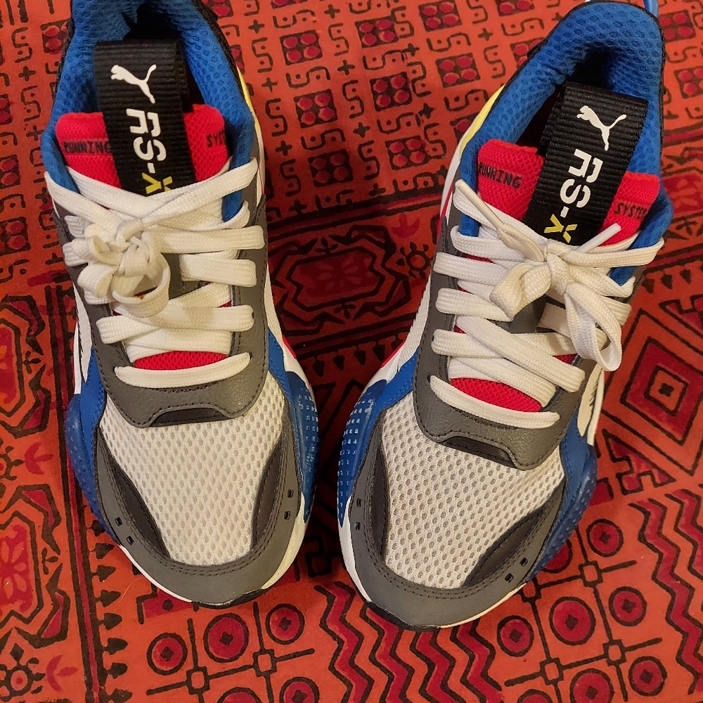 Sneakers - Picture 6 of 14